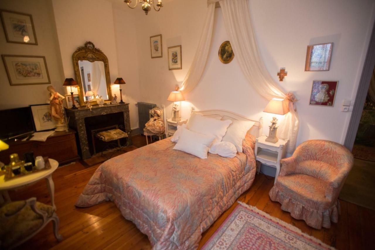 Le Grand Echiquier Hotel Coutras Ngoại thất bức ảnh